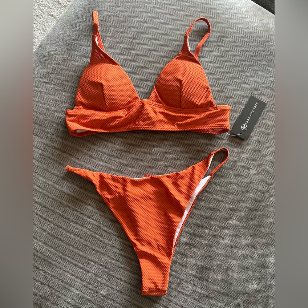 🎉 HP 🎉 Bikini Swimsuit
